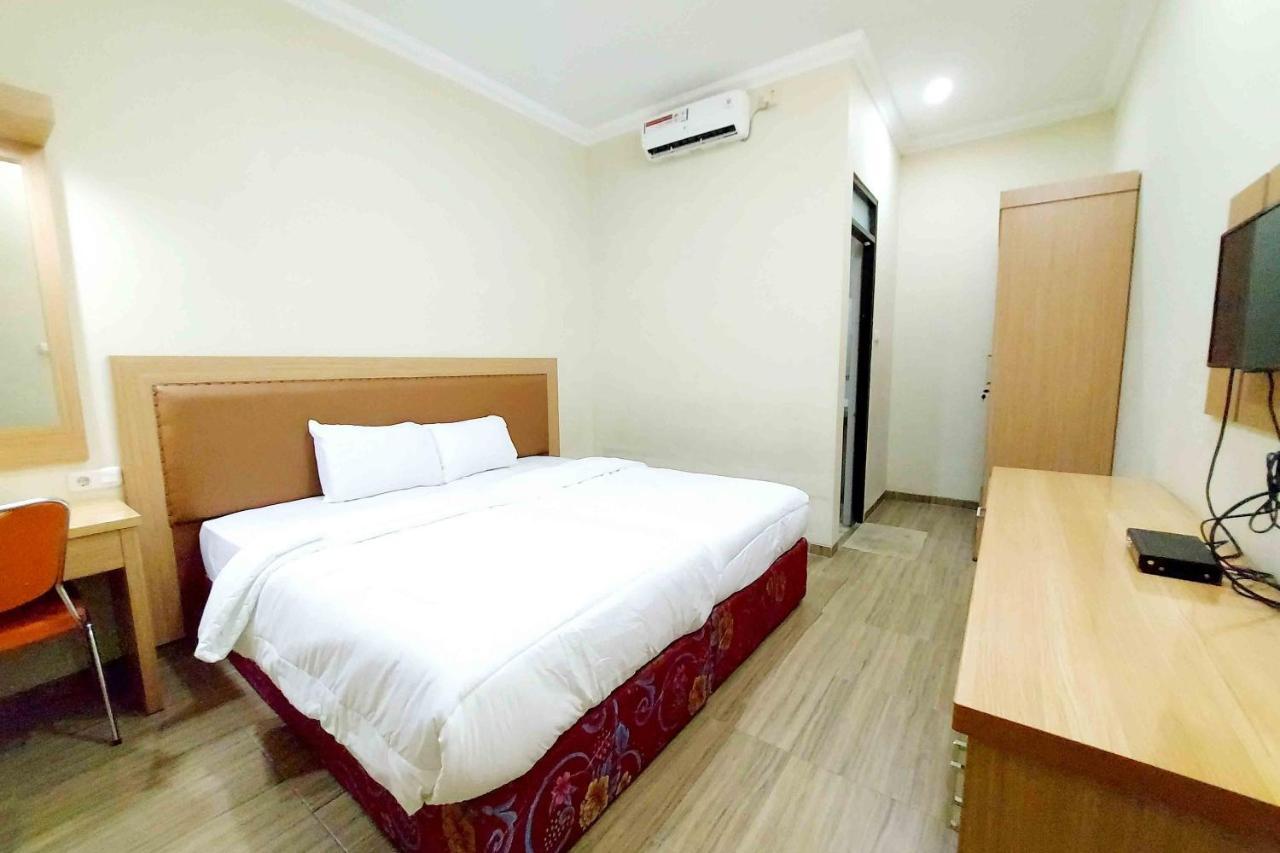Homestay Fifa Syariah Pati Near Rsud Raa Soewondo Exterior photo